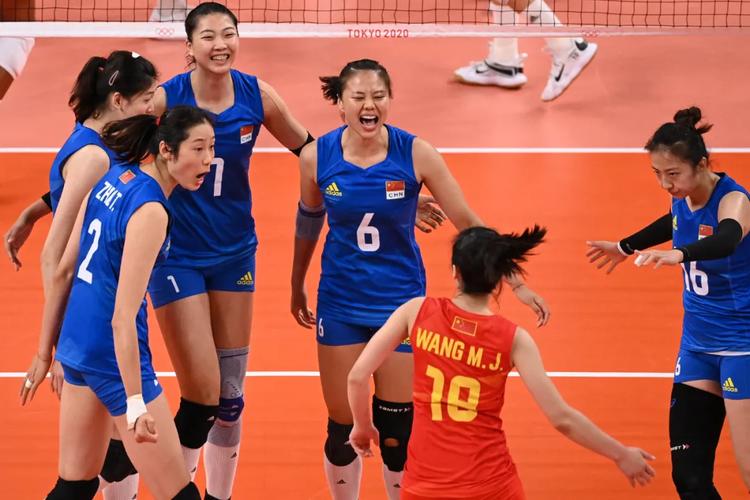 中国女排0-3不敌美国