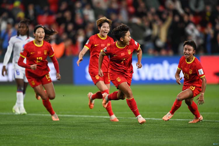 中国女足比赛直播现场